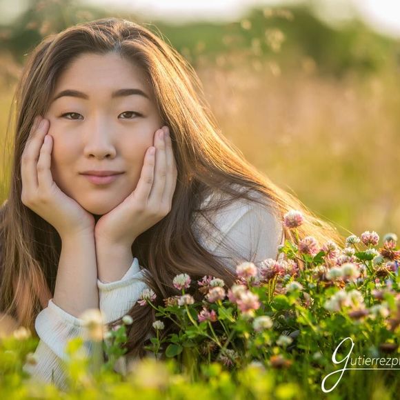 Meet your Posher, Leona - Picture 1 of 1